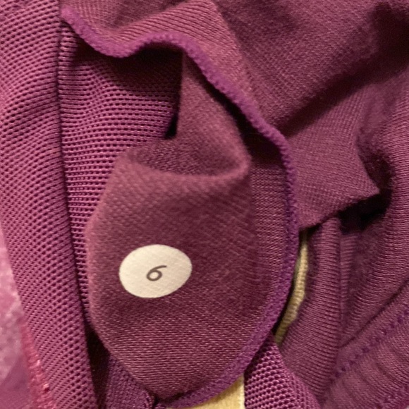 lululemon athletica Cross Back Tank with Shelf Bra and Pullcord Bottom - Picture 6 of 8